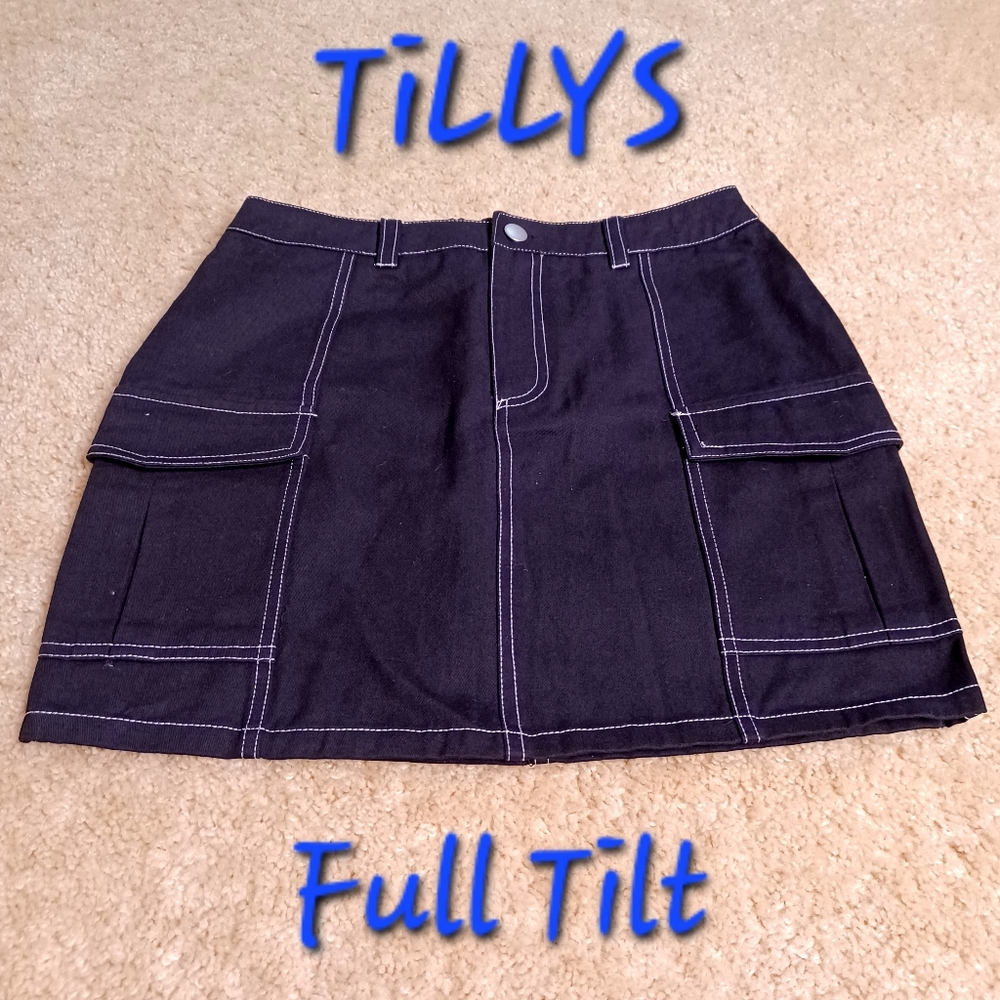 TiLLYS Beautiful Black Skirt  by Full Tilt